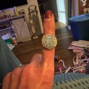 Elegant Gold and Silver Women's Ring